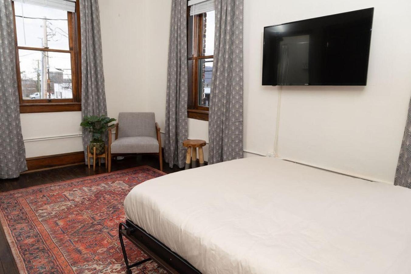 Апартаменти Luxury Multi-Unit Historic Building Near Downtown Роанок Екстер'єр фото
